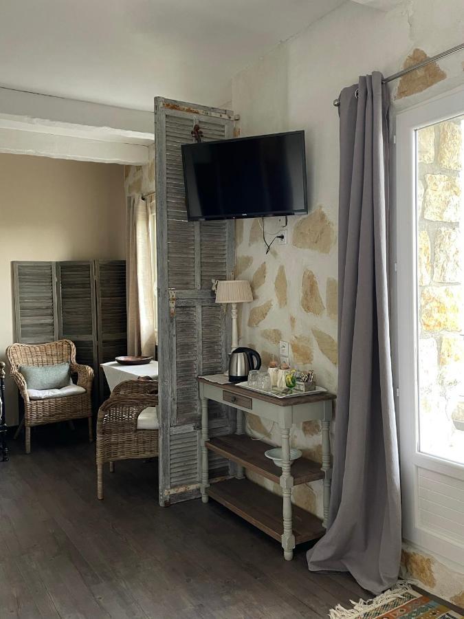 Au Pied Des Baous Bed & Breakfast Ванс Екстериор снимка