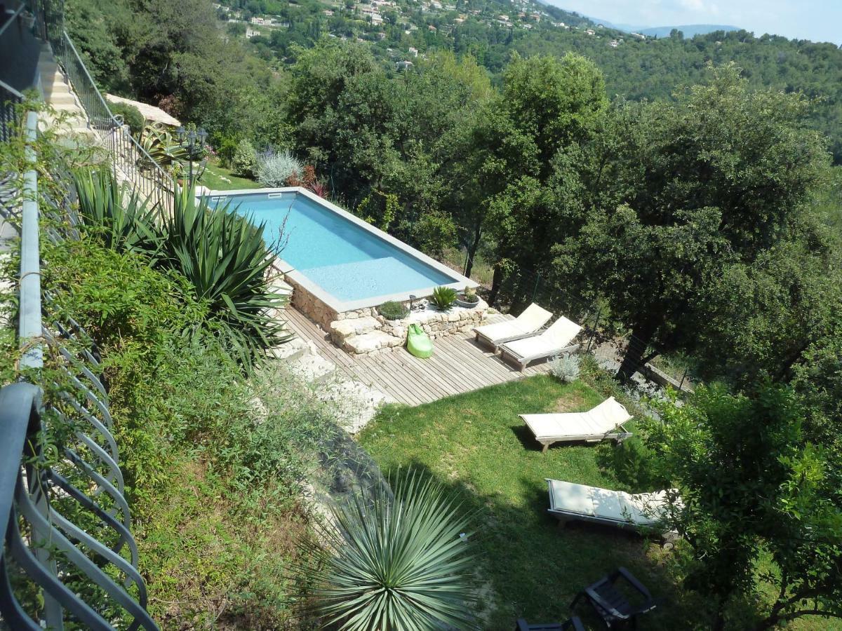 Au Pied Des Baous Bed & Breakfast Ванс Екстериор снимка